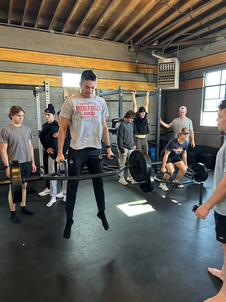 What to Wear to the Gym (2026 Guide) | Best Gym Outfits for Performance